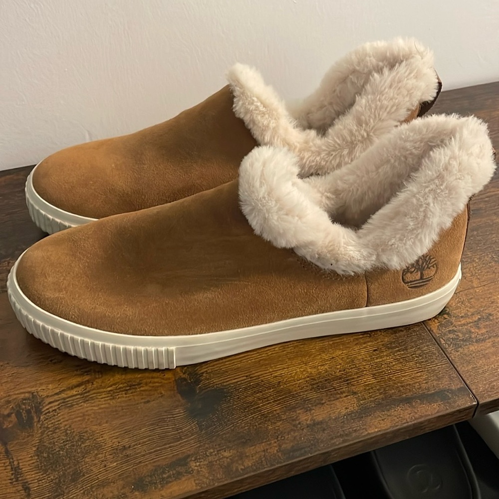 Timberland faux fur lined boot flats chestnut size 8.5